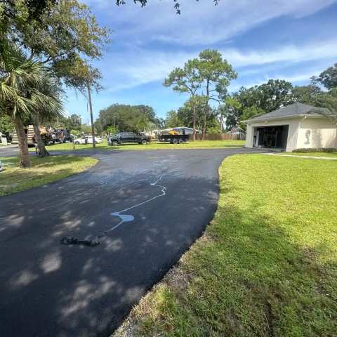 New residential asphalt driveway, project photo 30